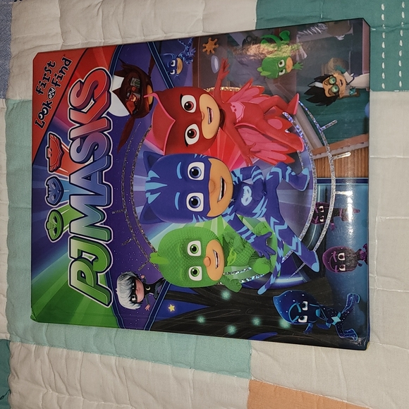 Bundle of 3 First Look and Find books - Picture 2 of 7